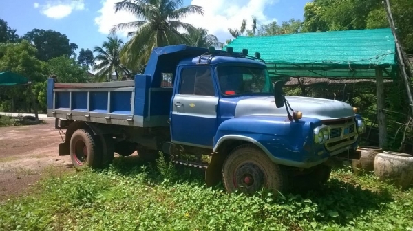 ขาย 6 ล้อดั้มหัวยาว คัสซีสวย เครื่อง 6BD1 165 แรงม้า เกียร์ HO เฟืองท้าย FUSO พวงมาลัยพาวเวอร์ ทะเบียนพร้อม ราคาต่อรองได้