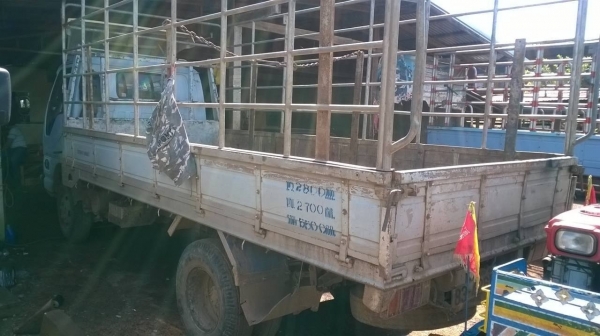 ขาย 6 ล้อ NKR66LX5T จดทะเบียนปี 40 เครื่อง 4HF1 120 แรงม้าฝาขาว คัสซีสวยตลอดเส้น ทะเบียนพร้อมโอน ราคาต่อรองได้ ขาย 6 ล้อ NKR66LX5T จดทะเบียนปี 40 เครื่อง 4HF1 120 แรงม้าฝาขาว คัสซีสวยตลอดเส้น ทะเบียนพร้อมโอน ราคาต่อรองได้