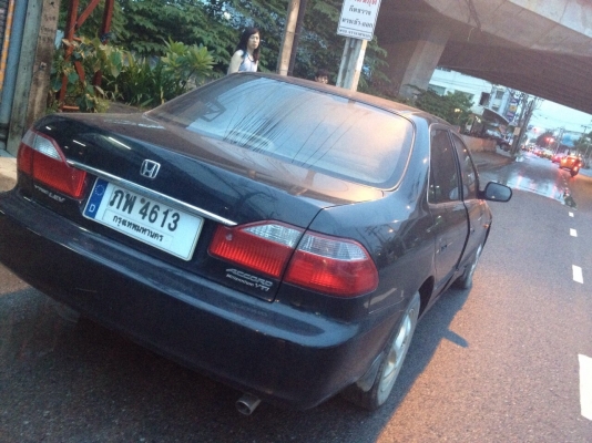ขายhonda accord 2.3 ออโต้ สีดำ เบาะไฟฟ้า airbag abs เบาะหนัง