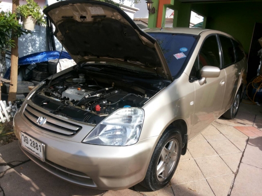 ขายhonda stream2.0cc auto abs airbag 2ลูก ไฟฟ้า 7ที่นั่ง