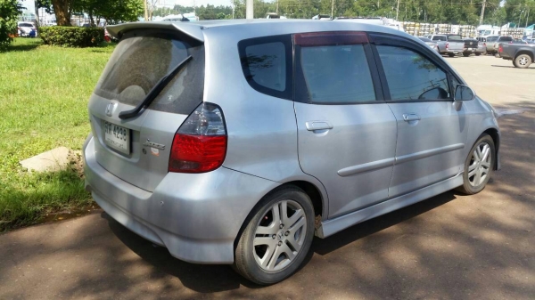 ขายดาวน์ครับ HONDA JAZZ ปี06 สิทธิพิเศษ สำหรับ ลูกค้าที่ติดแบโลหิต ไม่ต้องเปลี่ยนสัญญา ส่งต่อได้เลยครับ ขายดาวน์ครับ HONDA JAZZ ปี06 สิทธิพิเศษ สำหรับ ลูกค้าที่ติดแบโลหิต ไม่ต้องเปลี่ยนสัญญา ส่งต่อได้เลยครับ