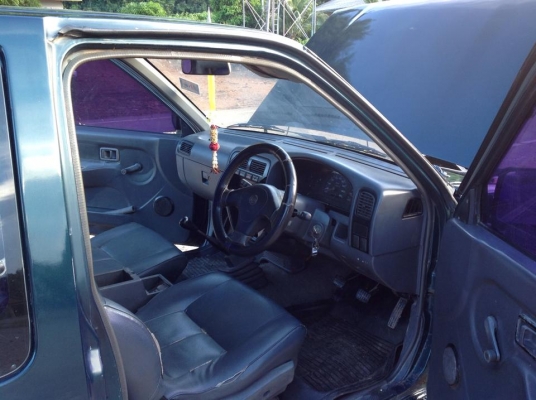 ขายนิสสันบิ๊กเอ็มปี 96 จอโค้ง เครื่อง 2500 ซีซี ฝาแดง สภาพสวยบาง ขายนิสสันบิ๊กเอ็มปี 96 จอโค้ง เครื่อง 2500 ซีซี ฝาแดง สภาพสวยบาง