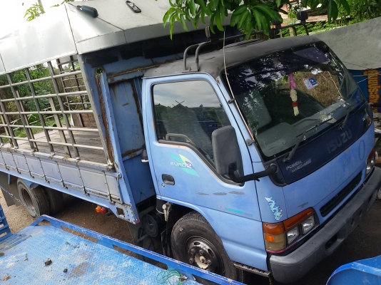 ขายรถ ISUZU NQR เครื่อง 4HE1เทอร์โบ 140 แรง ปี44 แท้รถห้าง ยาว 5.50 เมตร