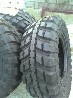 ขาย ยางMud 285/75R16 ลายโหดๆสวยๆ ของใหม่ราคาเร้าใจ ขาย ยางMud 285/75R16 ลายโหดๆสวยๆ ของใหม่ราคาเร้าใจ