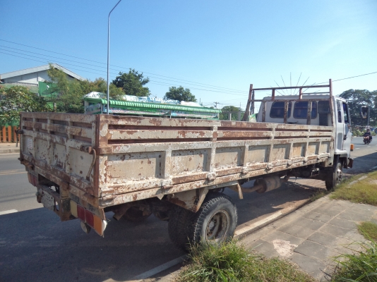 ขายถูกๆคับ 385000บาทรถ6ล้ออีซูซุร็อก185แรง เครื่องดี คัซซีสวยทั้งเส้น ทิฟฟี่ เพาเวอร์ ต่อรองได้คับ(เจ้าของขายเอง) ขายถูกๆคับ 385000บาทรถ6ล้ออีซูซุร็อก185แรง เครื่องดี คัซซีสวยทั้งเส้น ทิฟฟี่ เพาเวอร์ ต่อรองได้คับ(เจ้าของขายเอง)