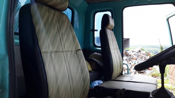 อีซูซุ ร็อคกี้ เพลาเดียว สิบล้อดั้มพ์ ISUZU ROCKY DUMP