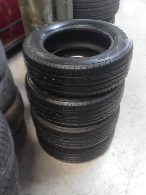 215/60R16 Firestone TZ700 ชุด 4 เส้น สวยมาก ดอกยางหนาเสมอ ปี2012 ( 4412 ) ชุด 4 เส้น  TEL.081-427-3941