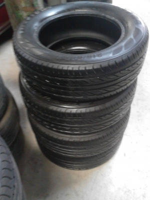 215/60R16 Firestone TZ700 ชุด 4 เส้น สวยมาก ดอกยางหนาเสมอ ปี2012 ( 4412 ) ชุด 4 เส้น  TEL.081-427-3941