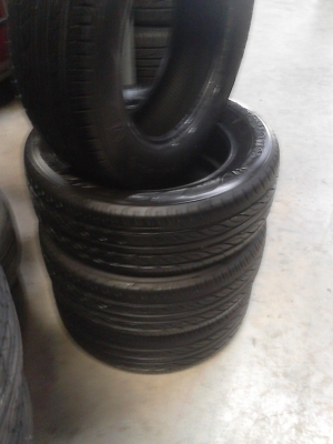 215/60R16 Firestone TZ700 ชุด 4 เส้น สวยมาก ดอกยางหนาเสมอ ปี2012 ( 4412 ) ชุด 4 เส้น  TEL.081-427-3941