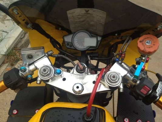 ขออนุญาติขาย slingshot 1100cc สพม+พรบ 79000ต่อรองได้ครับ จะย้ายค่ายครับ