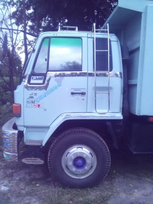 ขายISUZU 195FVZ32MZTRดั๊มสามมิตร ยางใหม่10เส้น  สภาพสวยพร้อมใช้ ราคาต่อรองได้ ติดต่อได้ที่คุณ อ๊อฟ พิจิตร 086-737-9991