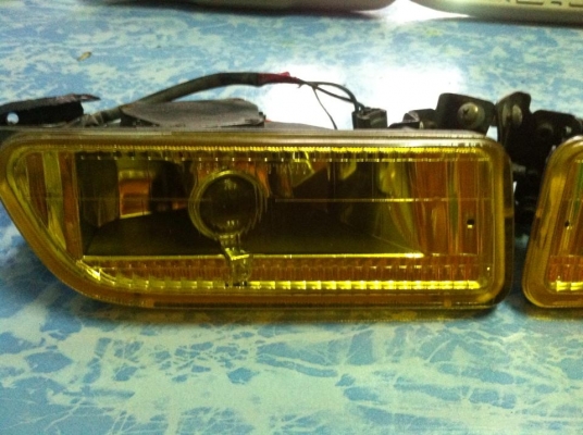 สปอตร์ไลด์ปลายดาบแท้ toyota japan เลนเหลือง สภาพสวย สนใจติดต่อสอบถามได้คับ