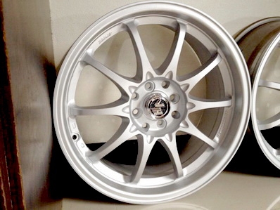 แม็กซ์17นิ้ว