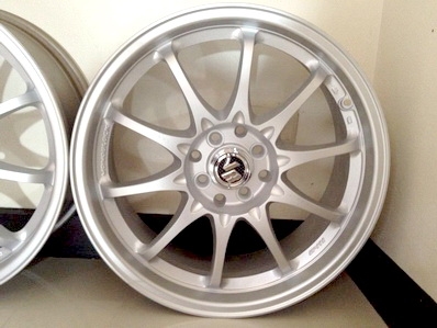 แม็กซ์17นิ้ว