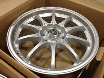 แม็กซ์17นิ้ว