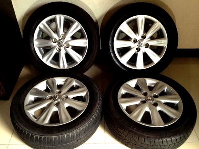 แม็กซ์VIOS Yaris 15นิ้ว รุ่น8ก้าน ใส่รถ4รู100 ได้หมดพร้อมยางดอกหนา ตจว ส่งได้