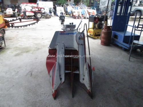 รถเกี่ยวข้าวเดินตาม ราคาประหยัด!!! MITSUBISHI MB60 รหัสสินค้า :	14001921 เพิ่มเติมได้ที่www.nihonmono.com