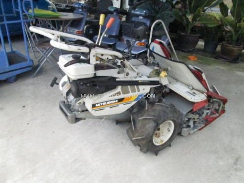 รถเกี่ยวข้าวเดินตาม ราคาประหยัด!!! MITSUBISHI MB60 รหัสสินค้า :	14001921 เพิ่มเติมได้ที่www.nihonmono.com