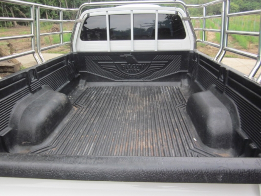 ขายวีโก้ตอนเดียว  เครื่อง 3.0  สภาพสวย คัชชีสวยจัด