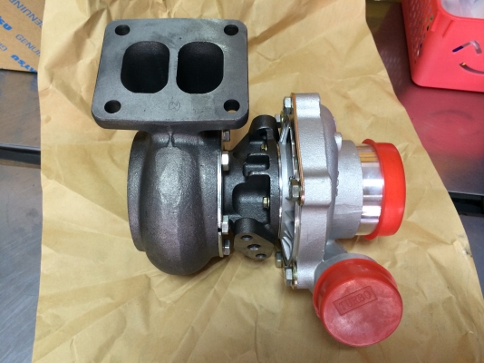 เทอร์โบ (Turbocharger) รถแบคโฮ Kobelco, Hitachi, Komatsu