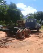 ISUZU  หัวยาว สิบล้อ หัวคัสซี สนใจติต่อรายละเอียดได้ที่ 084-9160227  090-3494058