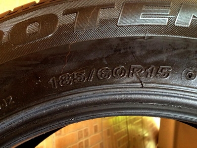 ยาง 185 60 15  BRIGESTONE 1เส้น สภาพสมบูรณ์ตามรูป ปลาย 10 ขึ้น 11