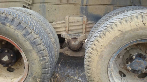 สิบล้อ isuzu 2 เพลา เครื่อง HO7C  เกียร์ HO สโลอินเตอร์ ช่วงล่าง ZM  พวงมาลัยเพาเวอร์ เบรกจิฟฟี่