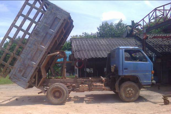 ISUZU NRR ดั้ม