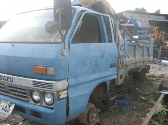 อีชูชุ  ดัมพ์    110 แรง  160,000 บาท