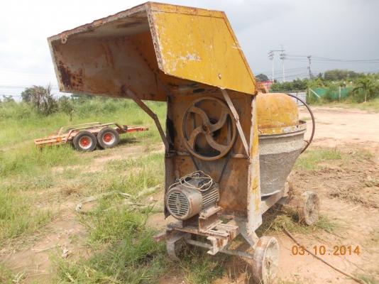 โม่ผสมคอนกรีต ยี่ห้อ BARTON MIXER  พร้อมมอเตอร์  3  แรง
