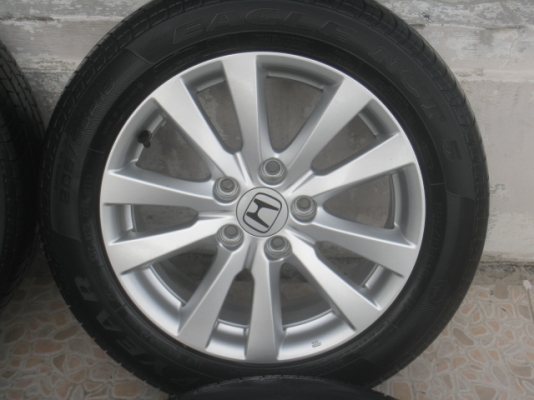 ขายล้อแม็ก civic fb 16" พร้อมยางปี13 สนใจติดต่อเล็กคลองสามครับ 081-3747940