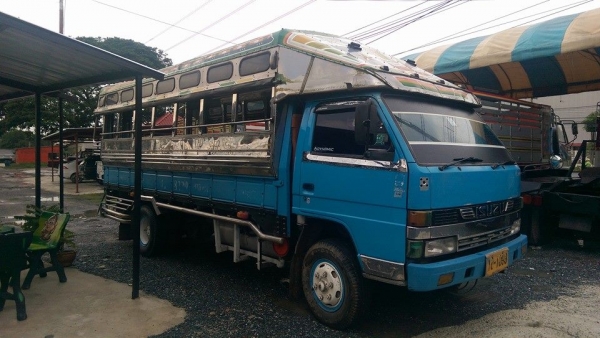 ขาย 6 ล้อ KS 31 สองแถว กระบะยาว 5 เมตร เครื่องดีเซล 135 แรงติดแก็ส LPG ขาย 6 ล้อ KS 31 สองแถว กระบะยาว 5 เมตร เครื่องดีเซล 135 แรงติดแก็ส LPG
