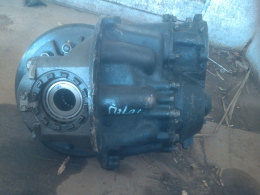 ขายเฟืองใบสีพร้อมเสื้อของแท้