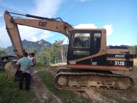 ขายKOBELCO SK04 เอกสารอิมวอย สภาพสวยพร้อมใช้ ราคาต่อรองได้ ติดต่อได้ที่คุณ อ๊อฟ พิจิตร 086-737-9991