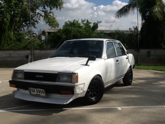 ขาย Toyota KE70 DX แต่งretro 43000