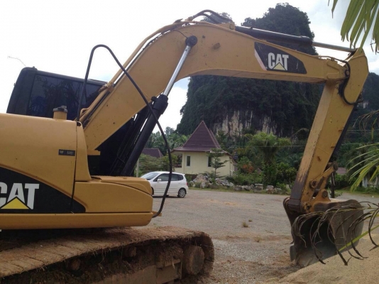 ขายแทรกเตอร์ D8 สภาพสวยพร้อมใช้ ราคาต่อรองได้ ติดต่อได้ที่คุณ อ๊อฟ พิจิตร 086-737-9991