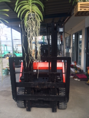 ขาย โฟล์คลิฟไฟฟ้าเก่านอก TOYOTA  5FB25  ยกได้2.5ตัน3เมตร แถมตู้ชาร์จ!! 240,000 ฿ 094-4267888 จะเด็ด