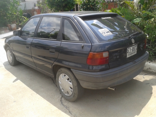 ต้องการขายรถเก๋งโอเปิ้ล