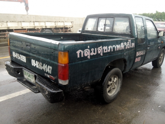 ขาย NISSAN BIG M แค็บ จอโค้ง ปี 96 เครื่องเดิมดีเซลฝาแดง คัตซีสวย หน้าเดิมๆ