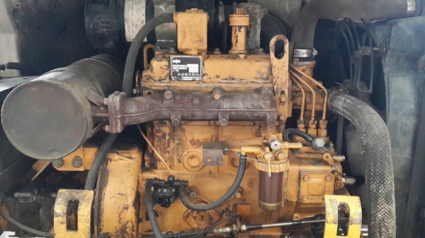 ขายรถขุด KOMATSU PC20 รุ่น 6