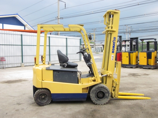 ขายโฟล์คลิฟไฟฟ้าญี่ปุ่น komatsu 2 ตัน 4 เมตร มีสไลด์ชิพ ซ้ายขวา 180,000 ฿ 094-4267888 จะเด็ด