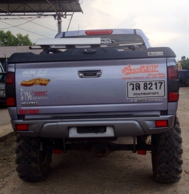 ขายด่วนคับ ISUZU DMAX CAB 4 เครื่อง 3000 ไดเร็กเทอร์โบ 4X4 ปี 2003 เกียร์ธรรมดา