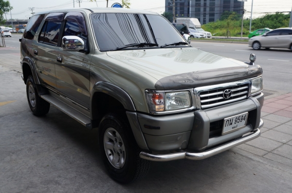 TOYOTA SPORT RIDER ปี 2000 4WD รถสวยจัดๆ ARIBAG ระบบเบรค ABS ล้อ MAX เครื่องเดิมๆวิ่งดี ช่วงล่างแน่น กระจกไฟฟ้า พวงมาลัยพาวเวอร์ แอร์เย็นๆ เบาะสภาพสวย สีสวย รถพร้อมใช้งาน จัดไฟแนนได้