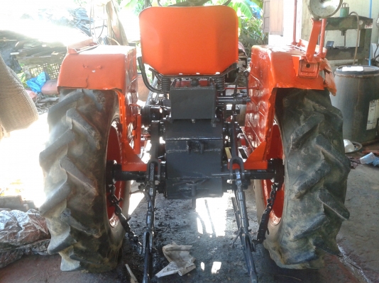 รถถนั้งขับสยามเครื่องER1500(18แรง)