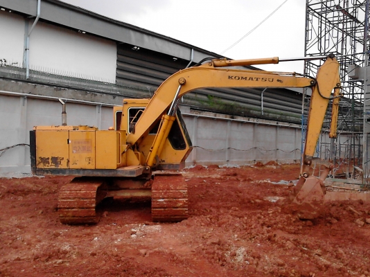 ขายด่วนรถแบ็คโฮโคมัตสุ PC100 ขายด่วนรถแบ็คโฮโคมัตสุ PC100