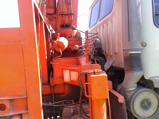 ขายรถบรรทุกติดเครนพร้อมรถแบคโฮ