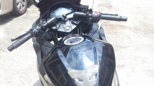 NINJA 250 2013 107000 วิ่ง หมื่นเก้า มีรอยแปะมา