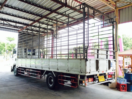 ขายครับ6ล้อFRR210HPปี54ยาว6.50เมตร ขายครับ6ล้อFRR210HPปี54ยาว6.50เมตร