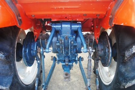 ขายรถไถ Kubota L2402DT รถ2เพลา ตัวเปล่าครับ ขายรถไถ Kubota L2402DT รถ2เพลา ตัวเปล่าครับ