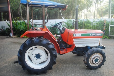 ขายรถไถ Kubota L2402DT รถ2เพลา ตัวเปล่าครับ ขายรถไถ Kubota L2402DT รถ2เพลา ตัวเปล่าครับ